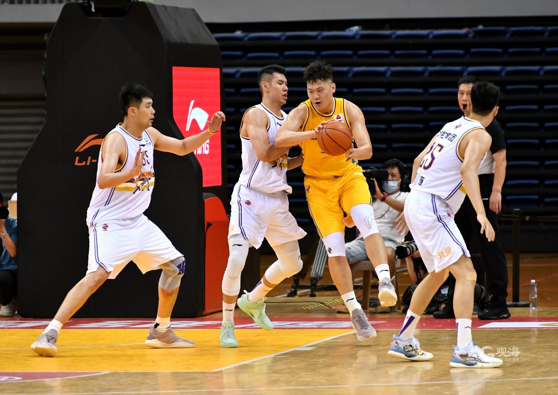 青岛队员积极调整状态,迎接挑战的简单介绍 青岛队员积极调整状态,迎接挑战的简单介绍