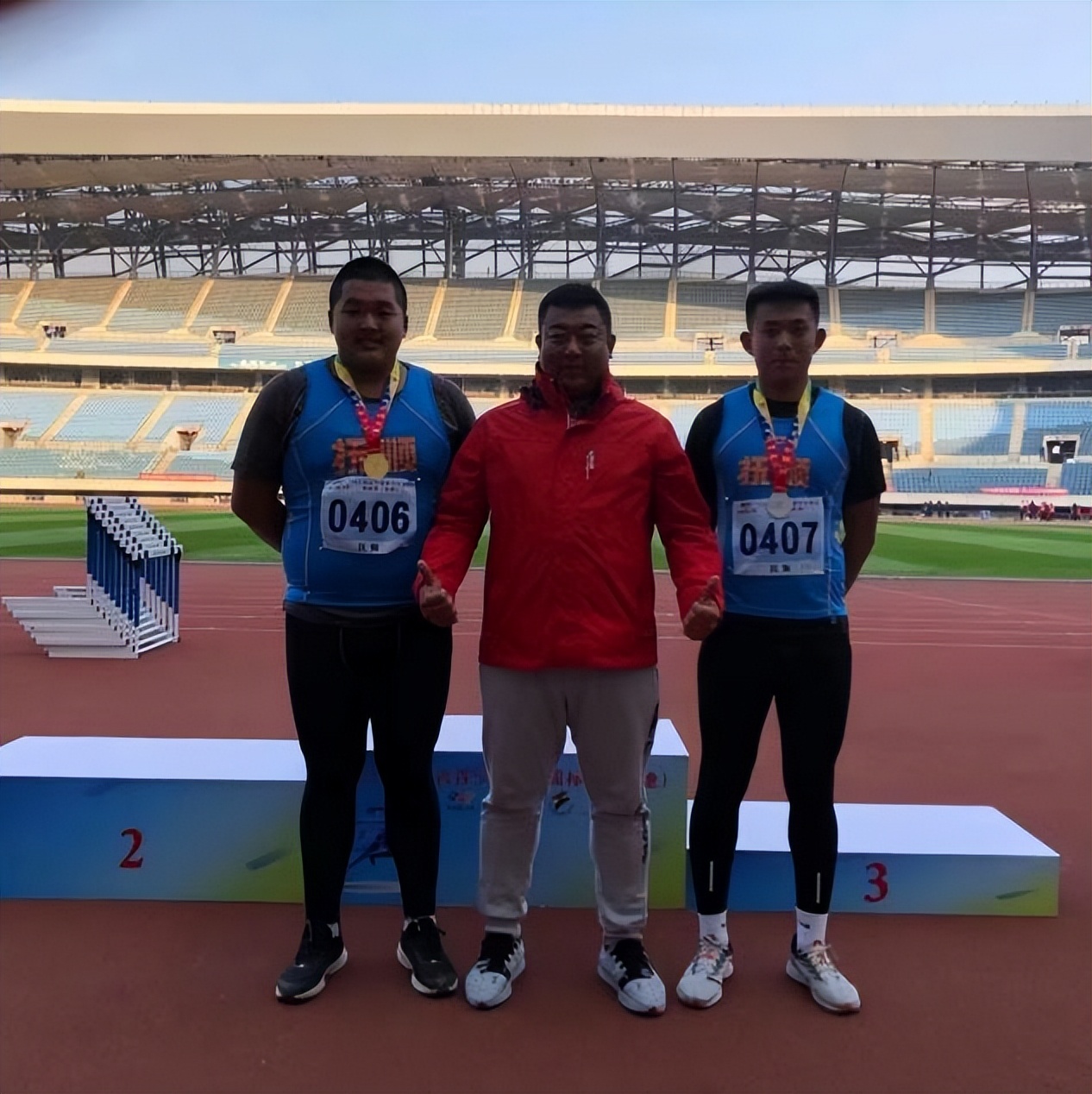 运动员用汗水和努力谱写胜利的乐章 运动员用汗水和努力谱写胜利的乐章